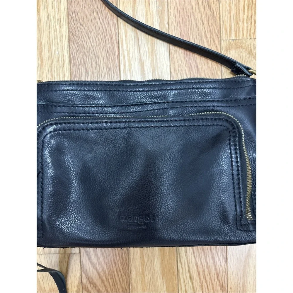 Margot Molly Black Leather Crossbody Minimalist Bag Missing Leather Zipper Pull